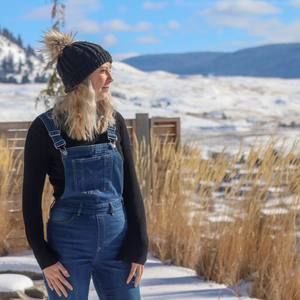 Meet your Posher, Lily